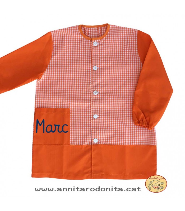 Bata amb botons, personalitzada amb el nom