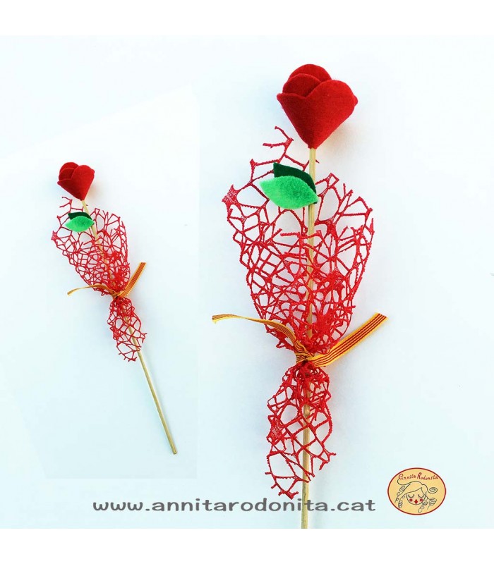 Rosa de feltre amb pal