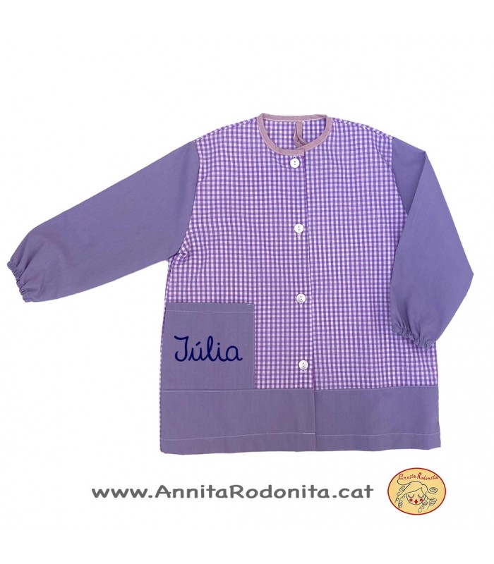 Bata amb botons, personalitzada amb el nom