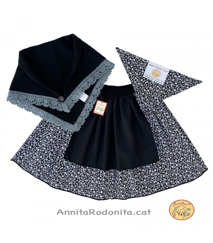 Conjunt castanyera flor blanca i negre