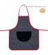 Davantal amb peto i butxaca. Estampat negre