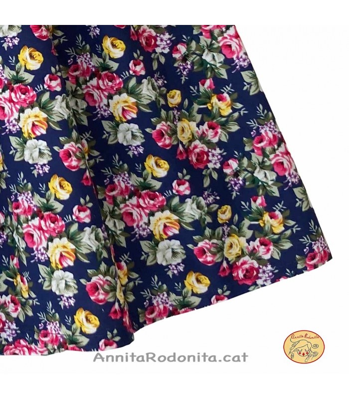 Faldilla estampat de flors per nena