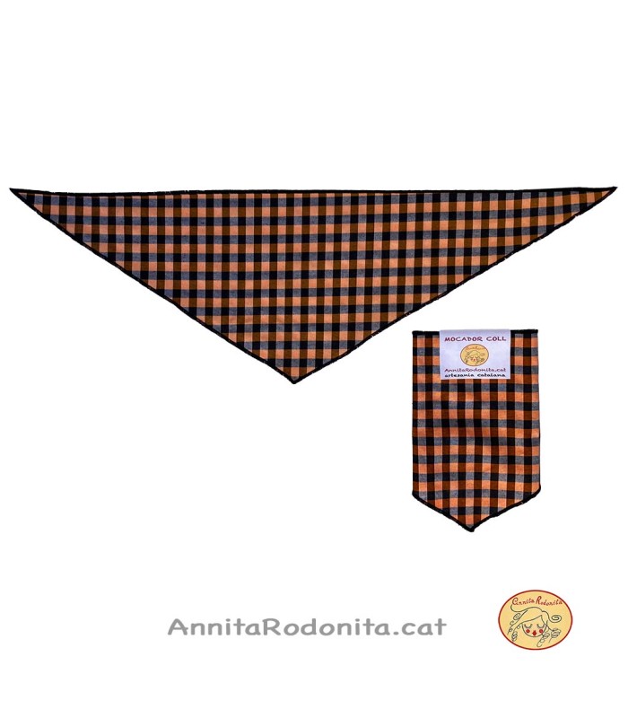 Davantal i mocador castanyer. Estampat farcells
