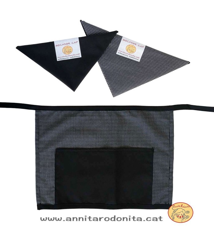 Davantal i mocador castanyer. Estampat negre