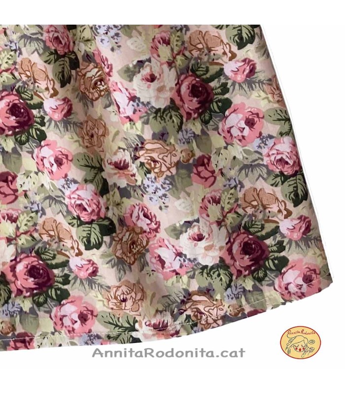 Faldilla estampat de flors per nena